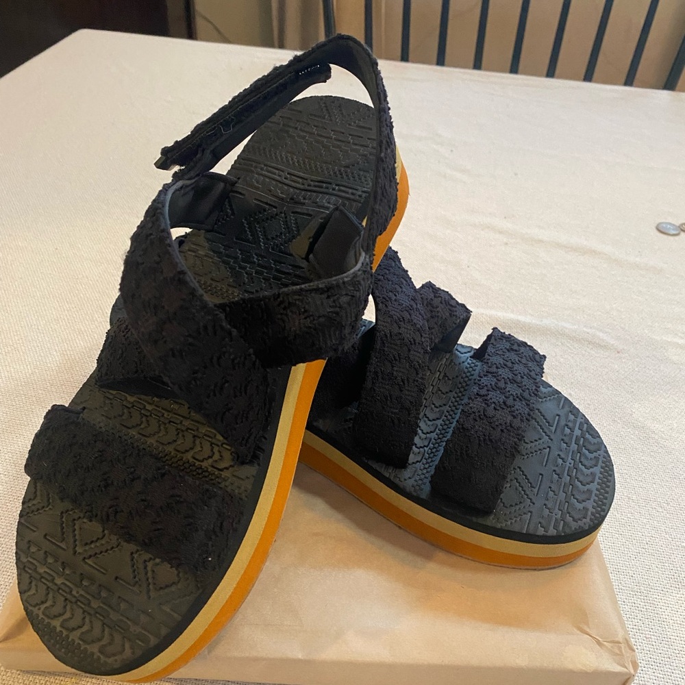 Muk Luks Lofty Goals Sandals